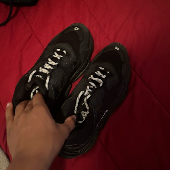 Balenciagas - Picture 3 of 3